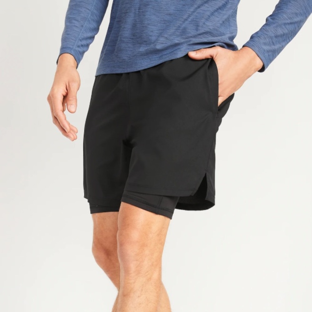 OLD NAVY Go 2-In-1 Workout Shorts + Base Layer Black 7” Large